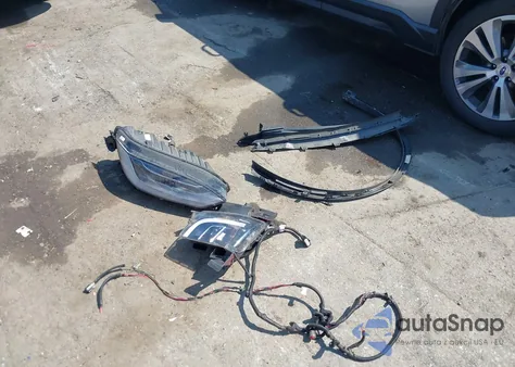 2018 Tesla Model X 100D/75D/P100D из США, поврежденный, VIN 5YJXCBE28JF112916